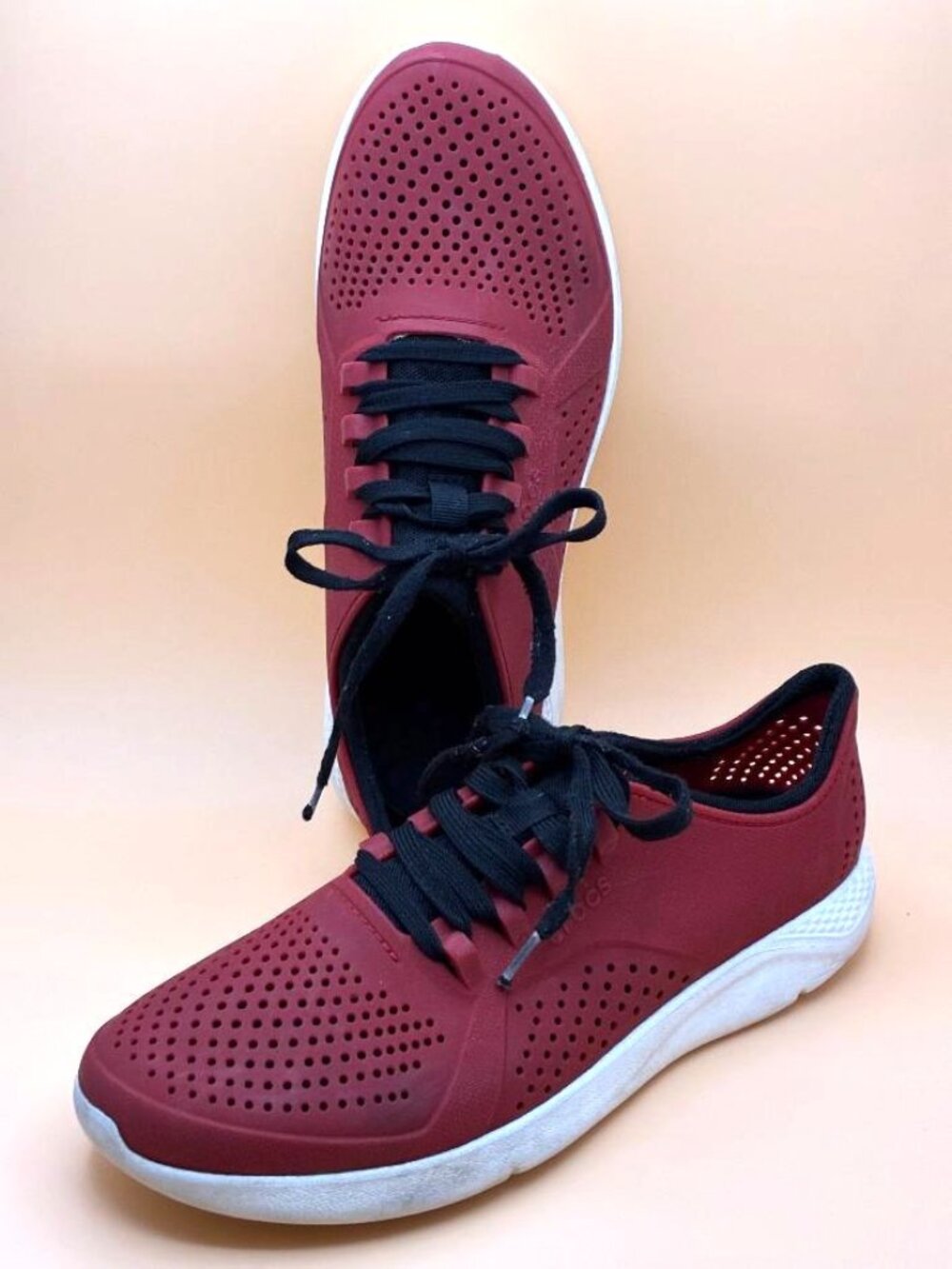 Crocs Literide Pacer Mens Size 9 Sneakers Shoes 204967 Lightweight Comfort Red